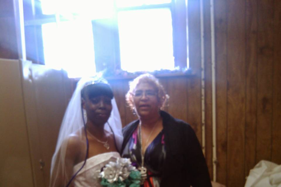 Bride & Aunt