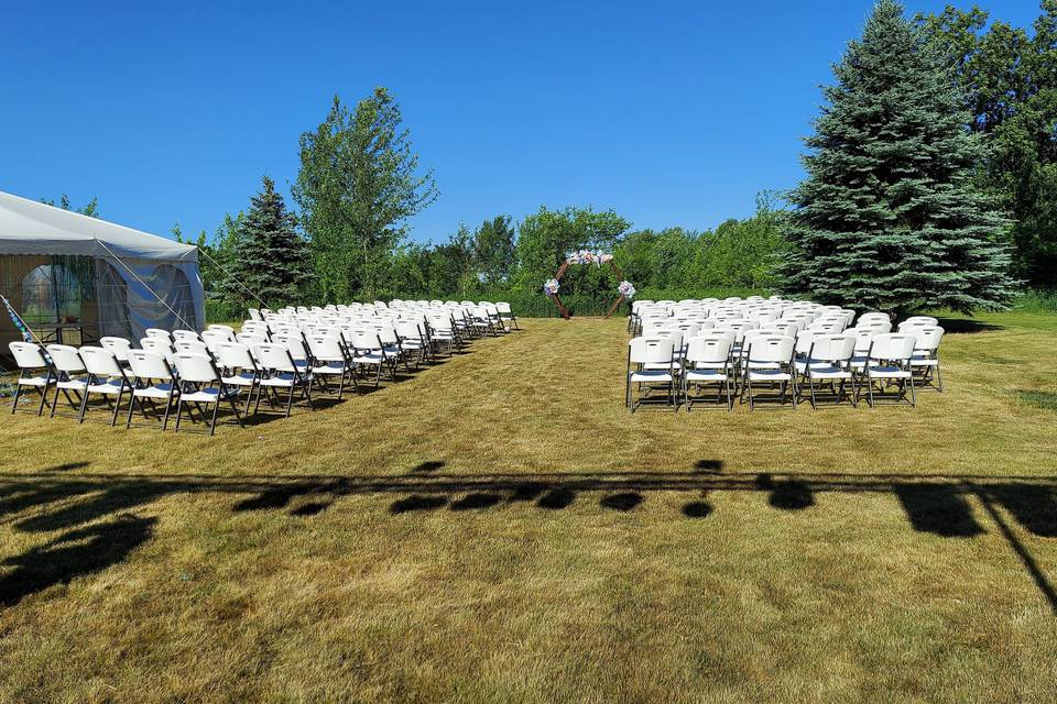 Outside ceremony with Hexagon