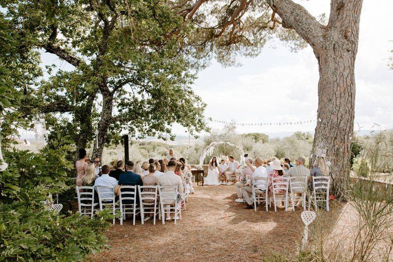Ceremony under the tree