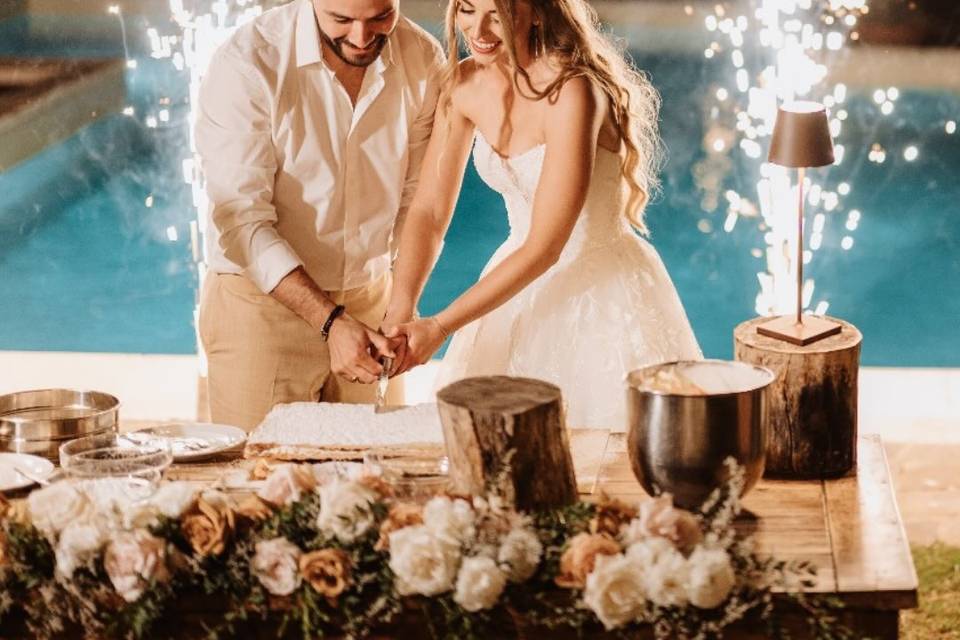 Cake cutting