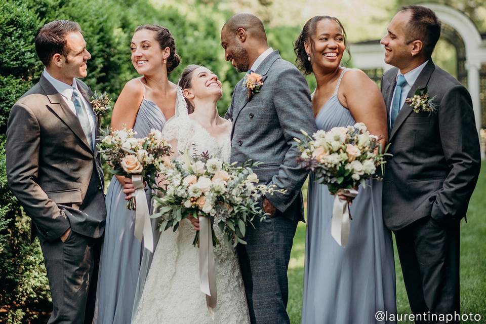 The gorgeous wedding party