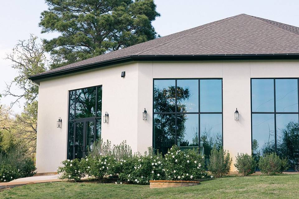 Outdoor grounds