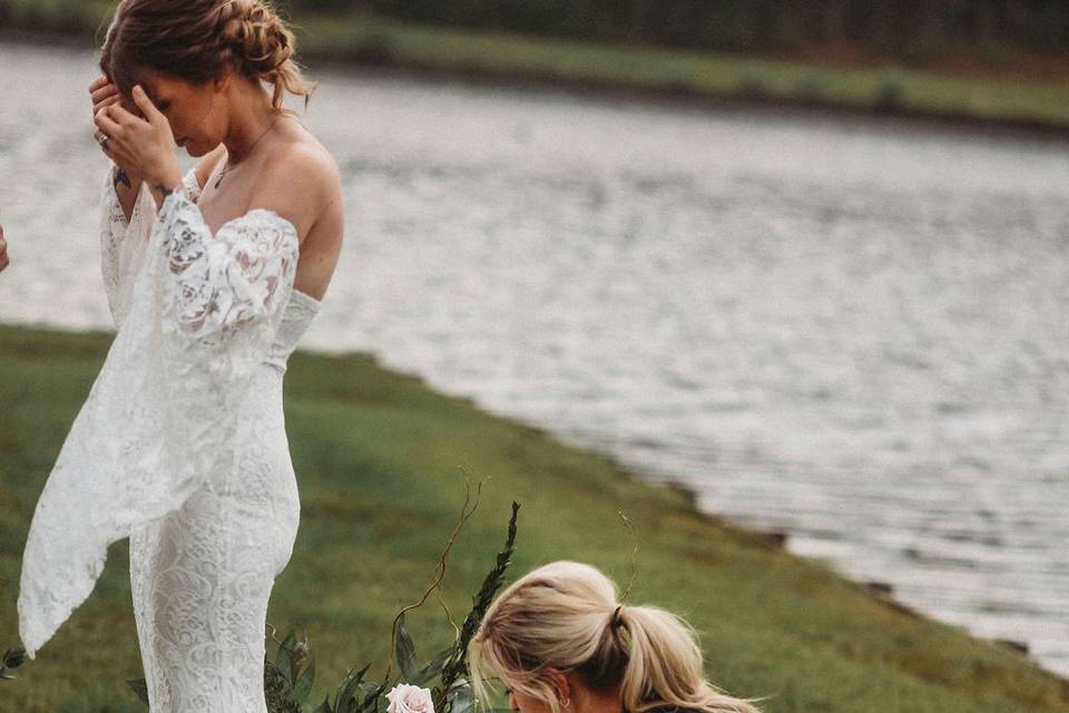 Bustle Brides Co.