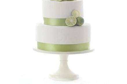 Pedestal cake stands for round & square cakes. Sizes available: 12