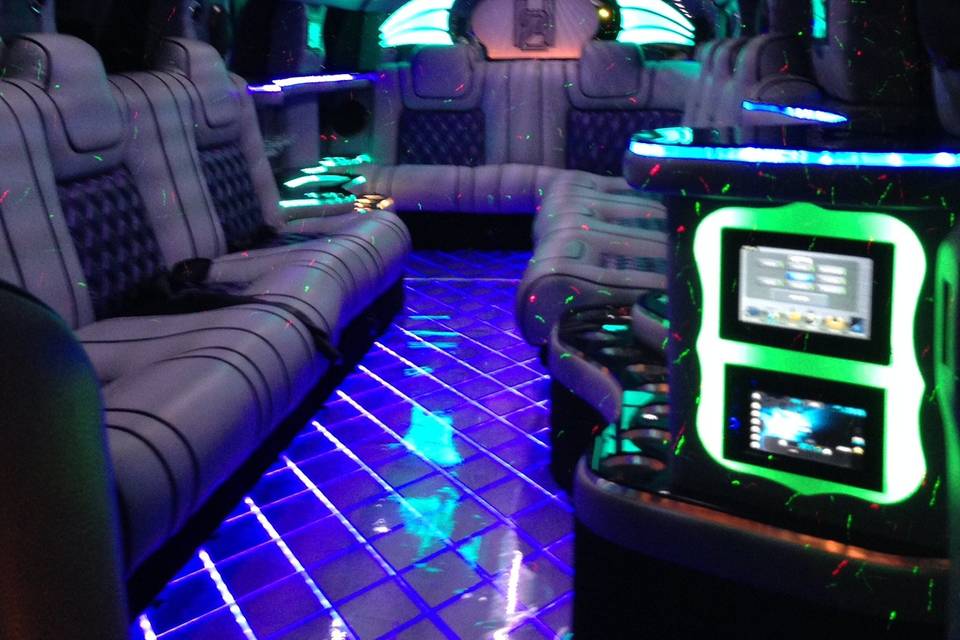 A1LIMO & TOURS LLC