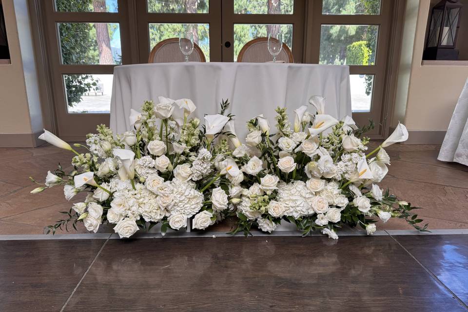 Sweetheart table