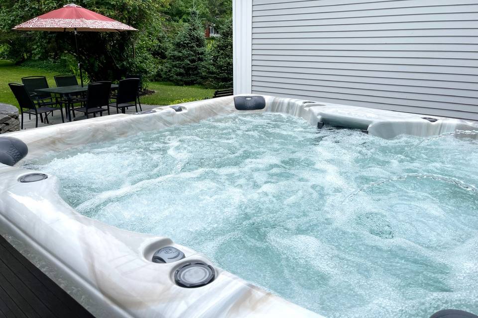 Indoor hot tub