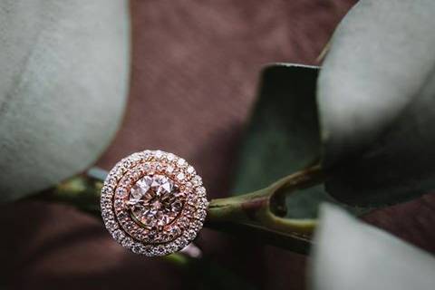 Gold and silver studded ring