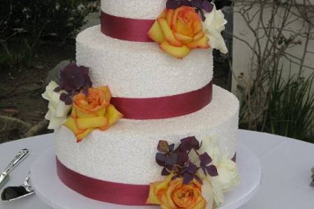 Jeannie choe and michael kim wedding cake at rancho capistrano.