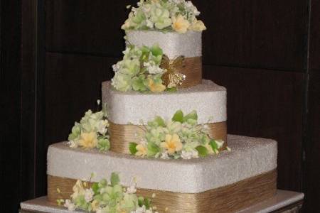 Linda and Sheung Wedding Cake