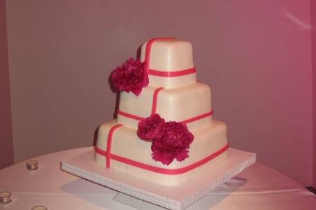 John Pung and Aimi Mai wedding cake.