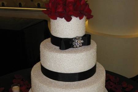 Taryn and Justin wedding cake at the Queen Mary, Long Beach.