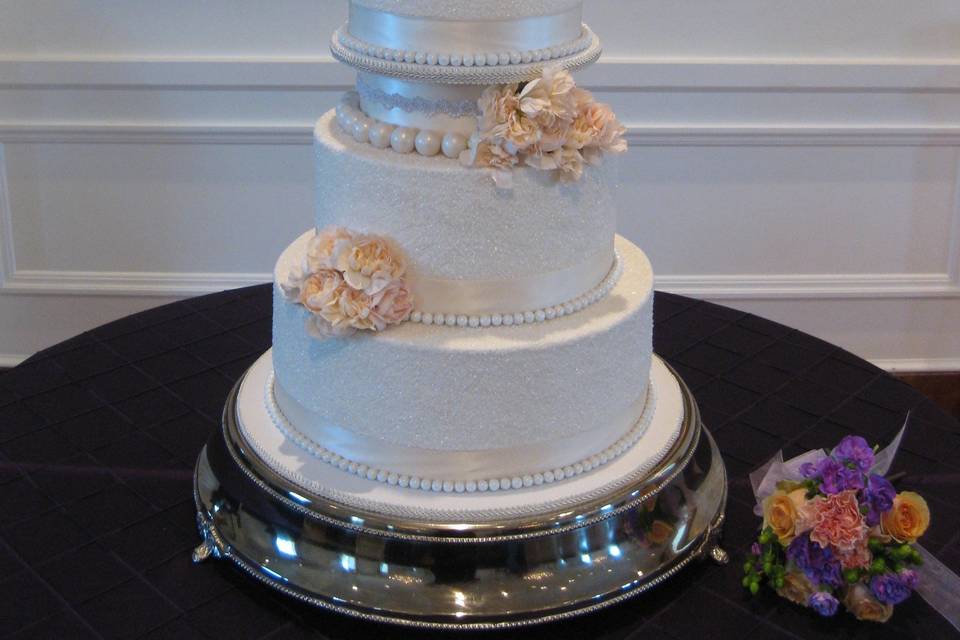 Kriss Wedding Cake at Nixon Library.