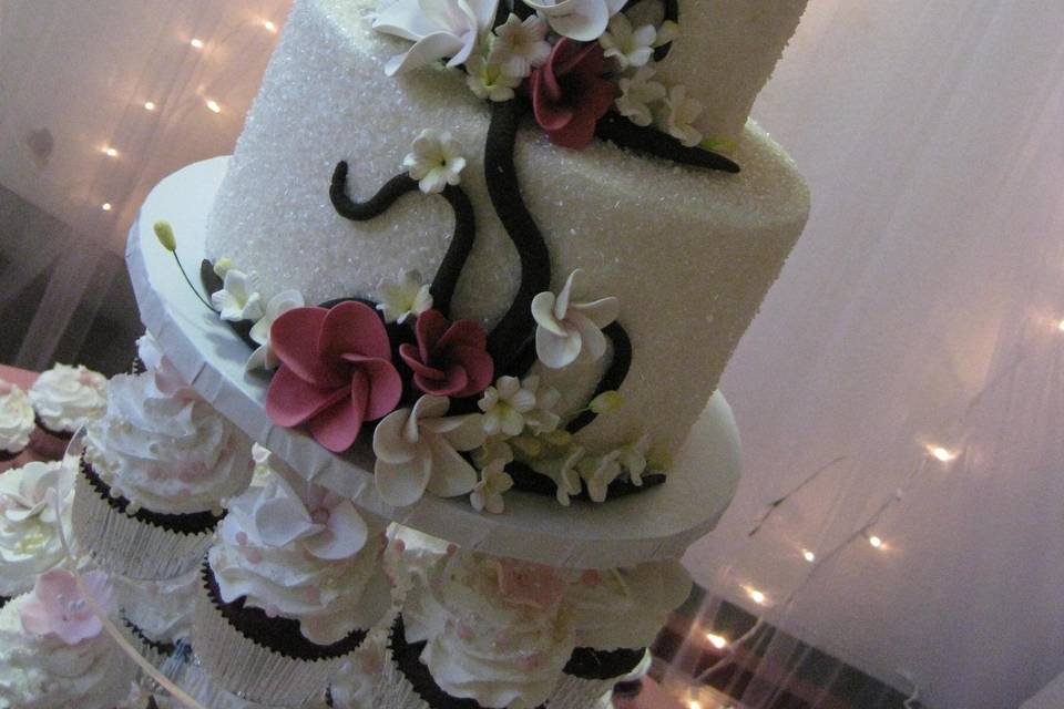 ARTISTIC CAKES