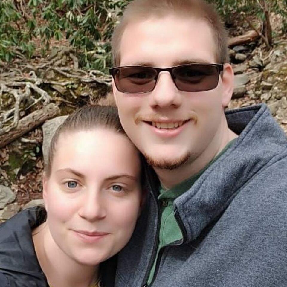 Brandon & Kristen Manis