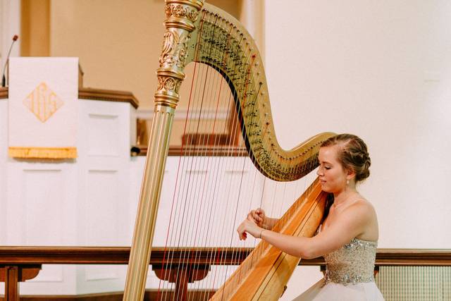 Grace Neal - Harpist