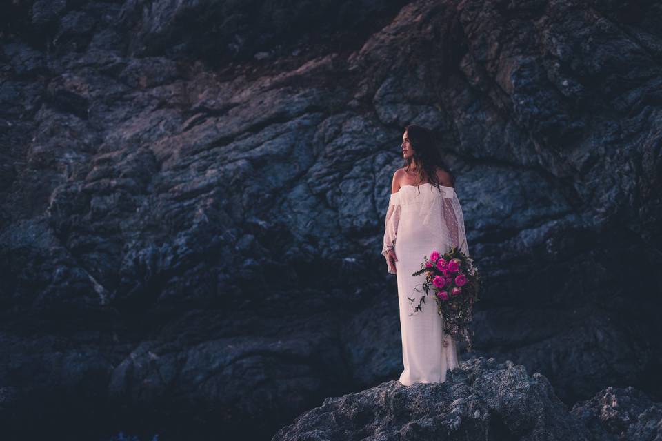 Big Sur wedding bride