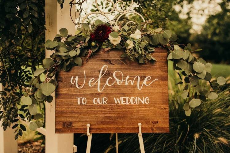 Rustic welcome sign