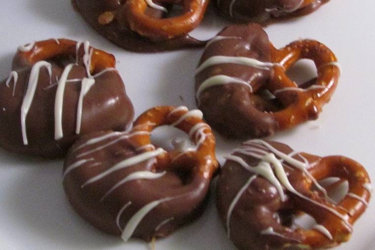 Mona's Chocolate Caramel Mini Pretzel Knots.  These delicious sweet, chewy and salty treat will be a wonderful addition to your candy bar buffet.Or make your own customized wedding favors with these mini pop in your mouth treats!