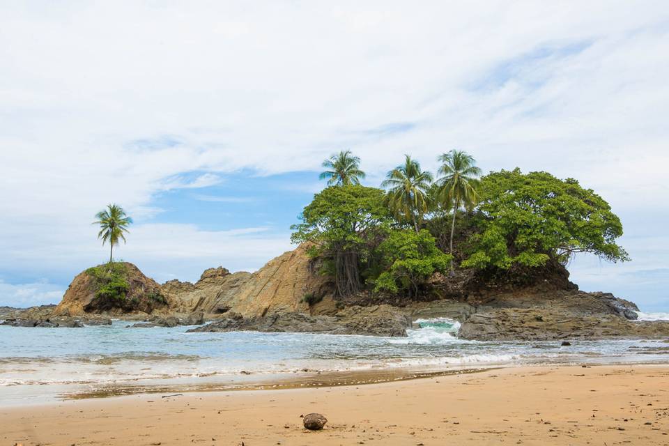 Pacific Edge Eco Lodge