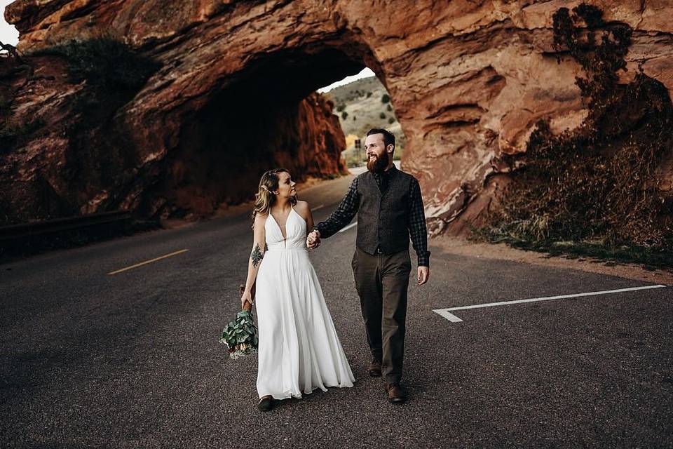 Red rocks wedding portraits