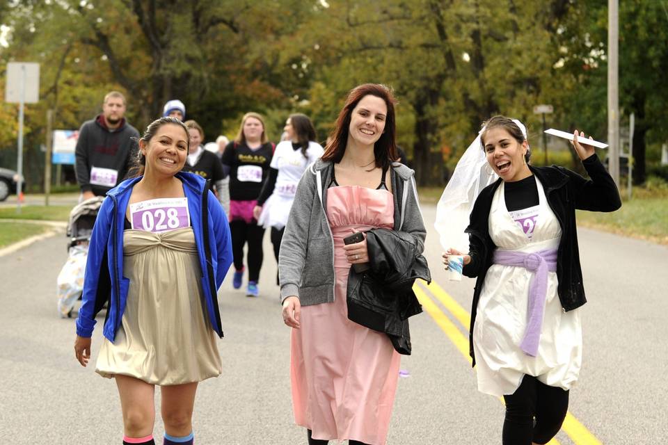 A 3.1 mile fun walk/run and bridal show in Kansas City for engaged couples and bridal parties. Dress up, celebrate & attend the post-race bridal expo!