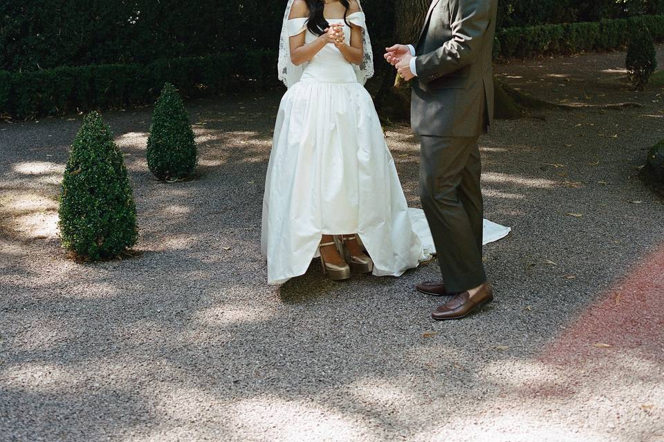 Italy wedding first look