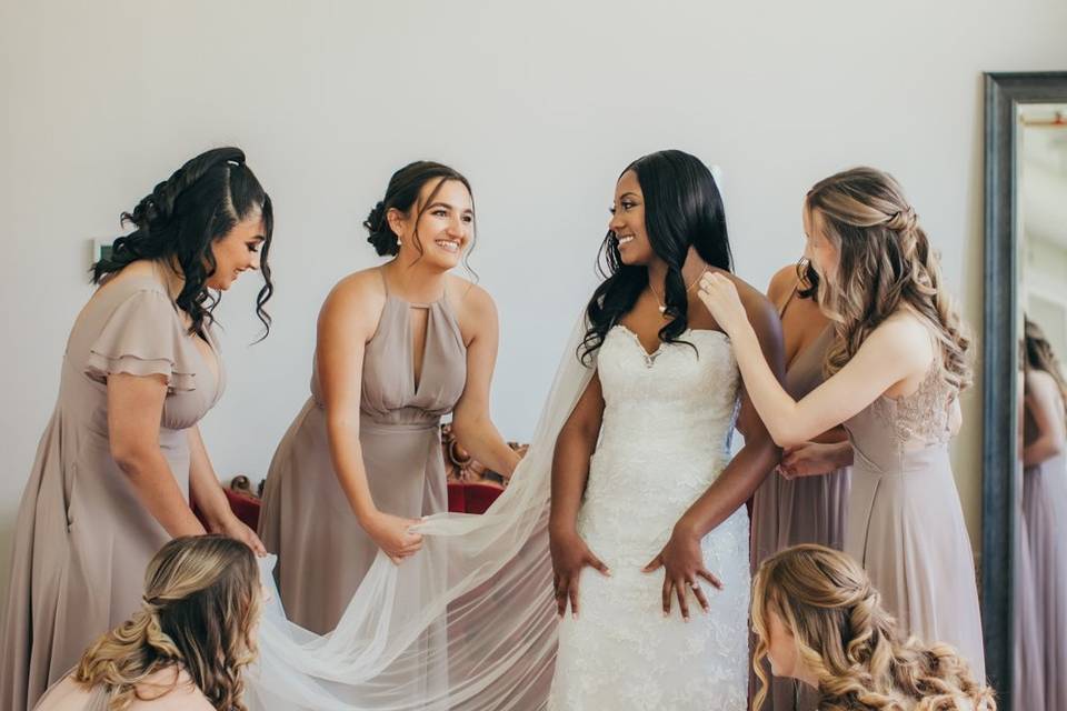 Elegant indoor wedding