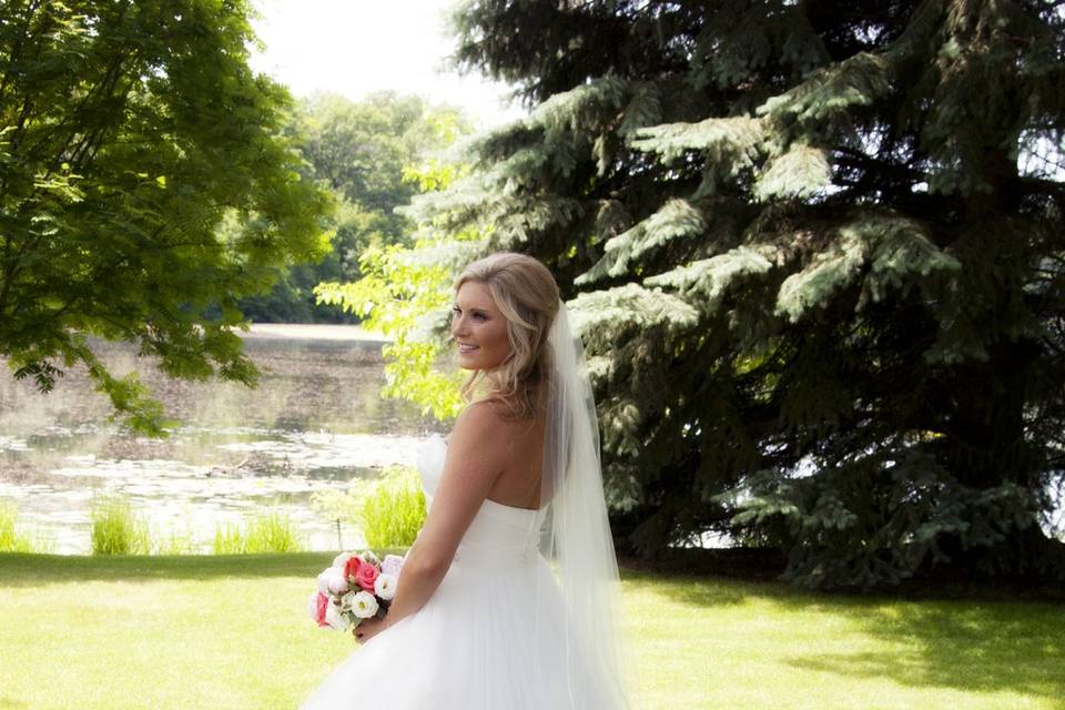 Grassy lovely bride