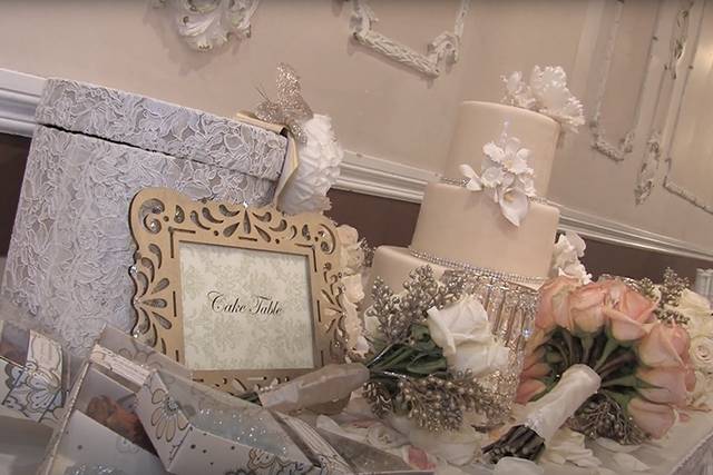 The gift table...