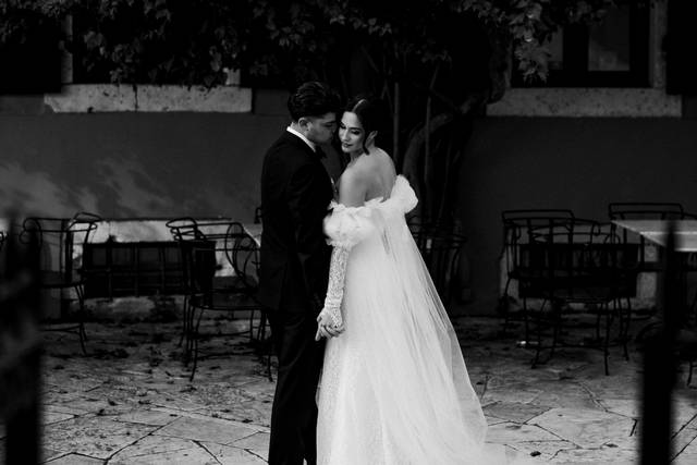 Corfu Town wedding