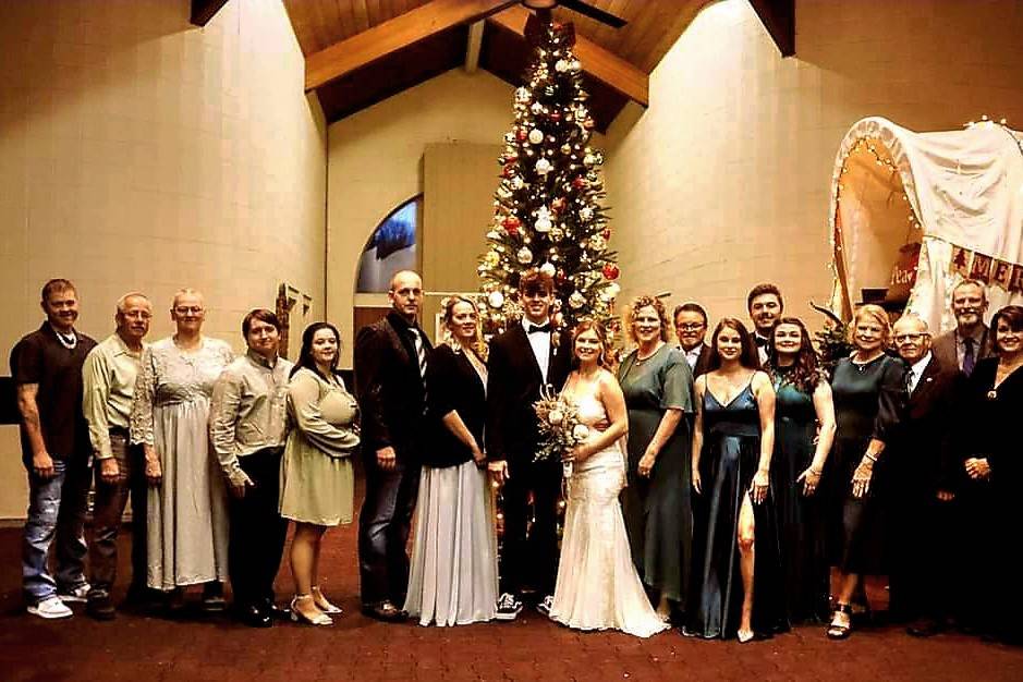 Christmas 2021 wedding