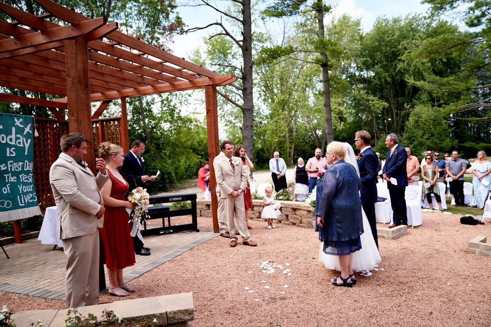 Pergola/Outdoor Wedding