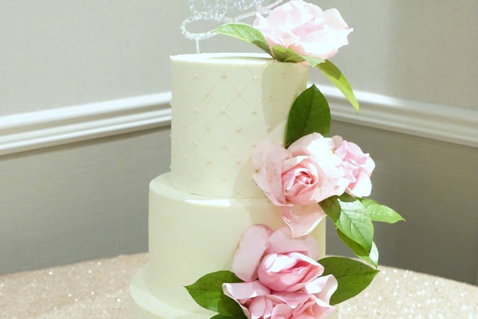 Buttercream wedding cake with fresh florals