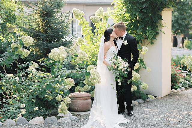 Seattle Wedding Photographer