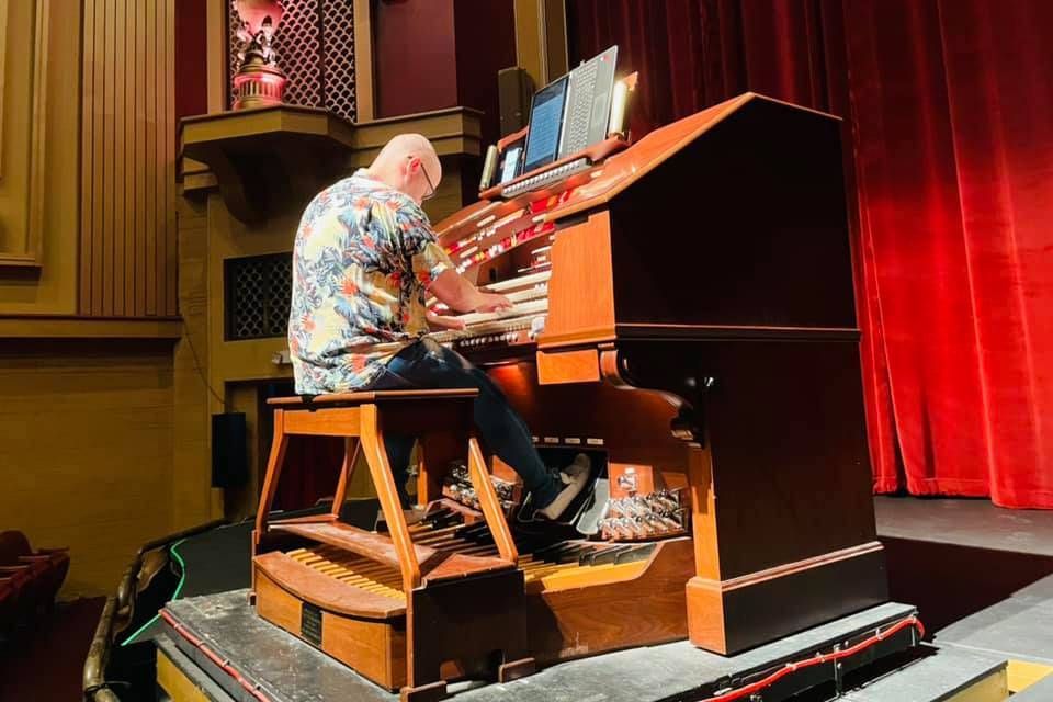 Strand theatre organ