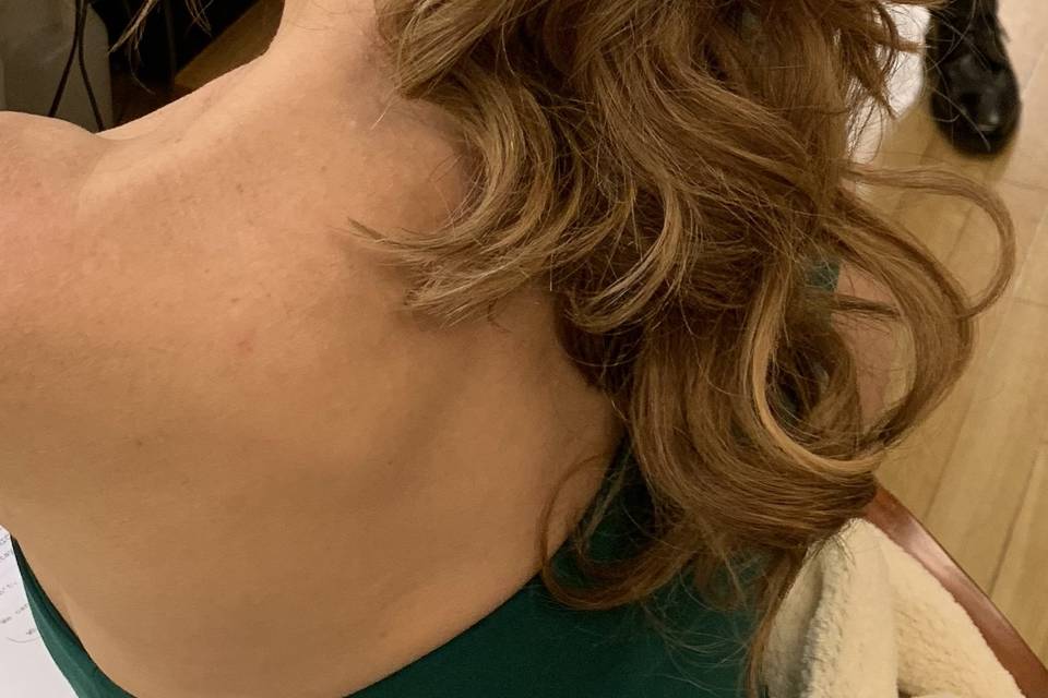 Loose curls