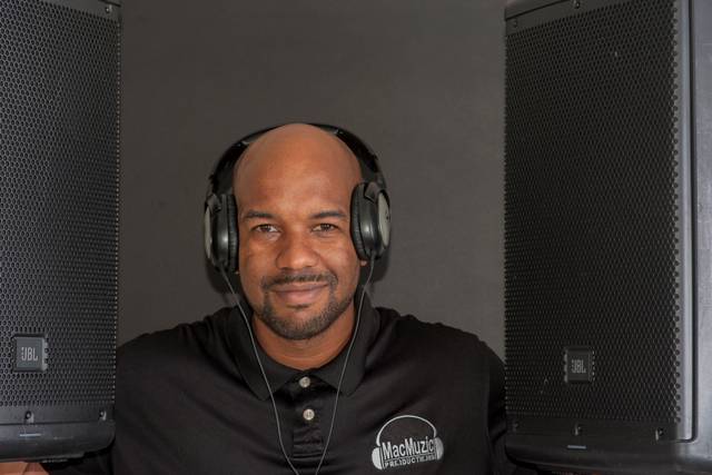 DJ MACMUZIC