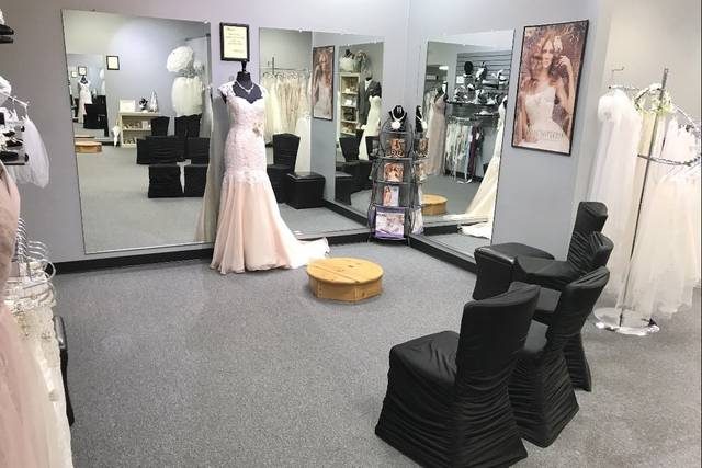 Cheryl Ann Bridals Tuxedos Dress Attire Dubuque IA