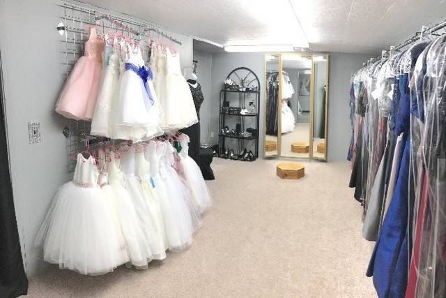 Cheryl Ann Bridals Tuxedos Dress Attire Dubuque IA