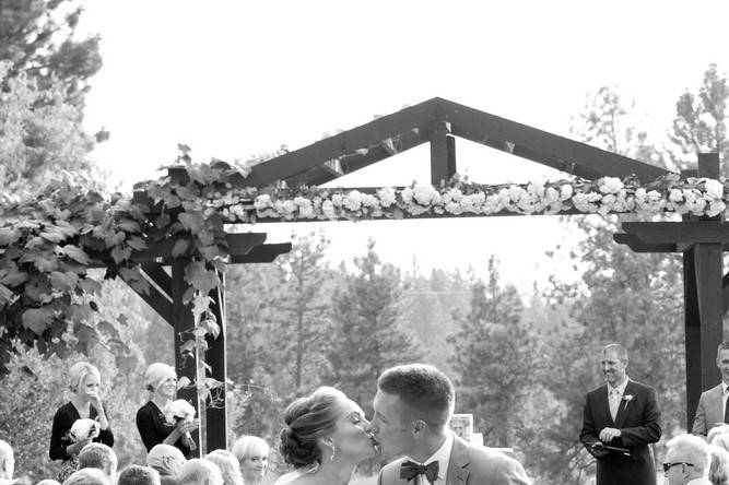 Welcome signage to the wedding