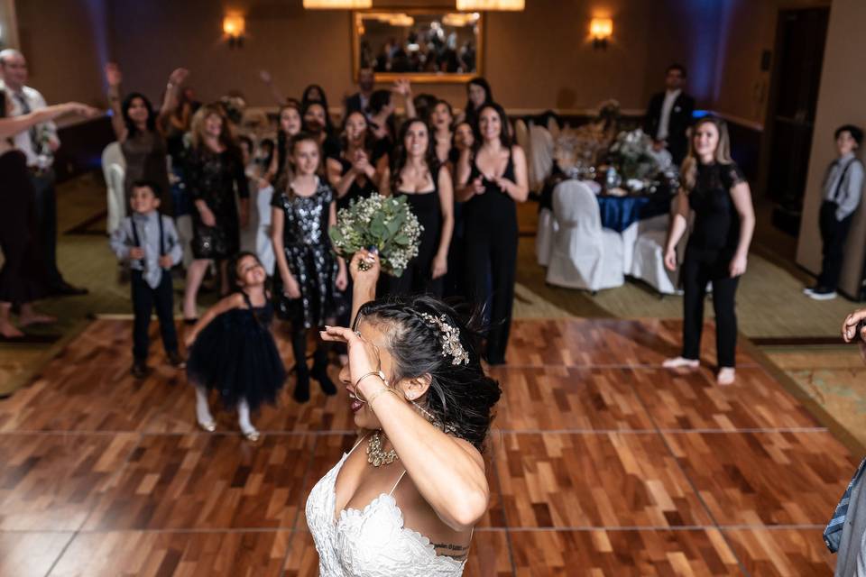 Bouquet toss