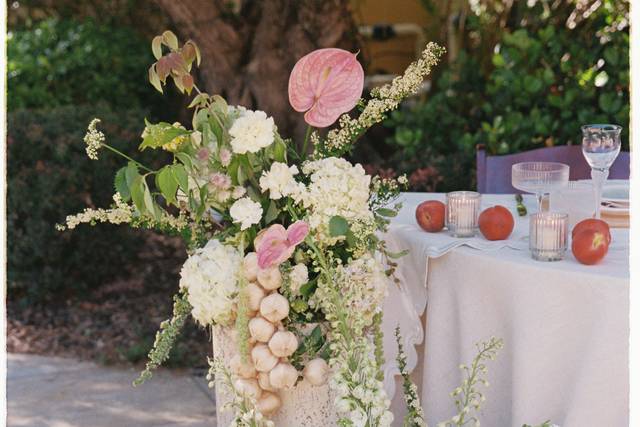 Sweetheart table