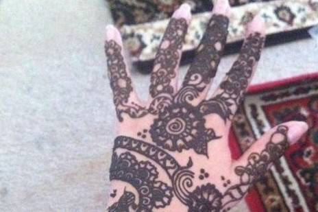 Modern Bridal Henna