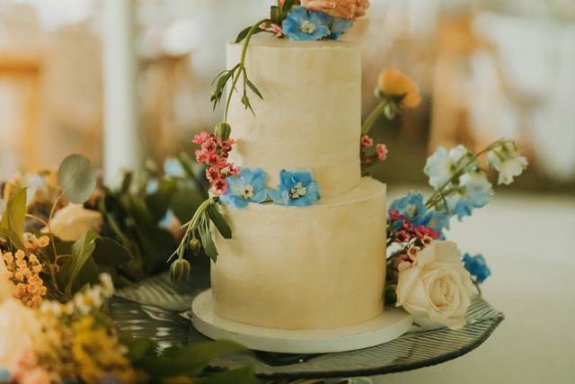 Elegant 6 in, 4 inch two tier