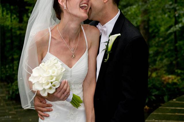 The WeddingLoft - Photography & Flowers
