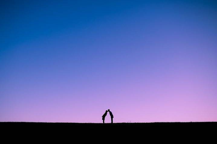 Couple enjoying sweet treats - Tall + Small Photography