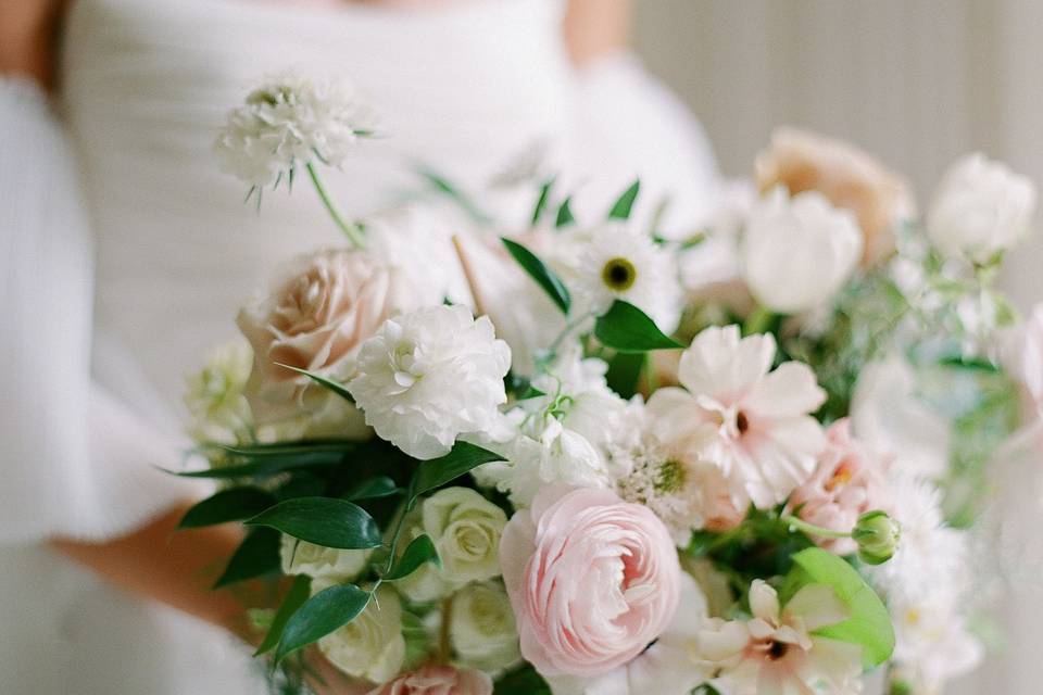 Soft spring bridal bouquet