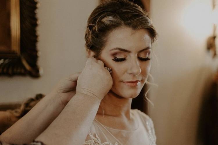 Timeless Bridal Beauty