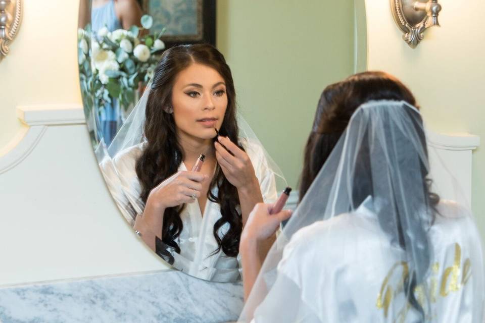 Timeless Bridal Beauty